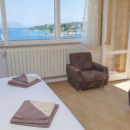 Guest House Lovric Лумбарда Стая снимка